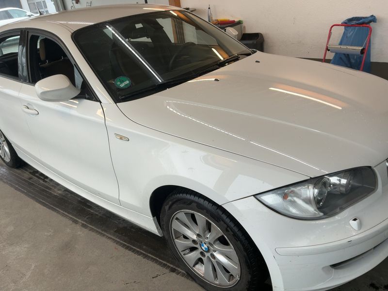 BMW 1er 118i 2011 – снимка 12