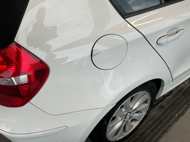 BMW 1er 118i 2011 – снимка 23