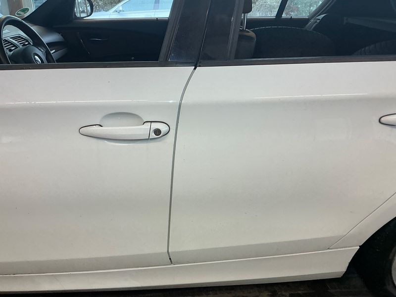 BMW 1er 118i 2011 – снимка 41