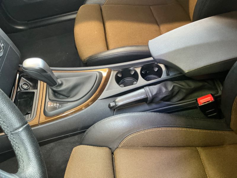 BMW 1er 118i 2011 – снимка 26