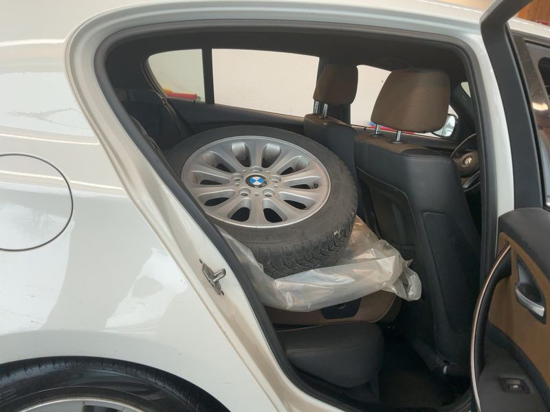 BMW 1er 118i 2011 – снимка 20