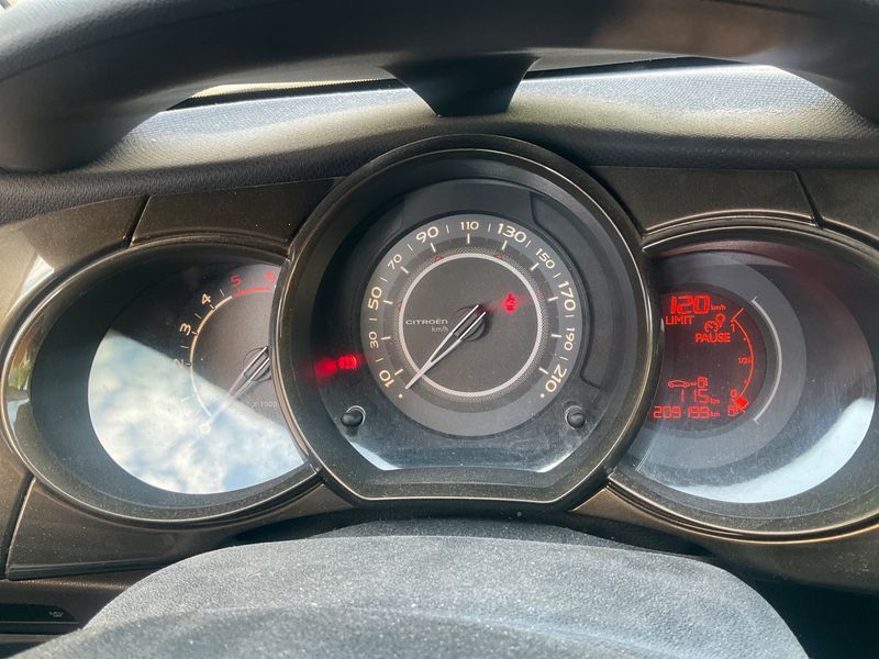 Citroen C3 1.6 HDi Collection 2012 – снимка 4