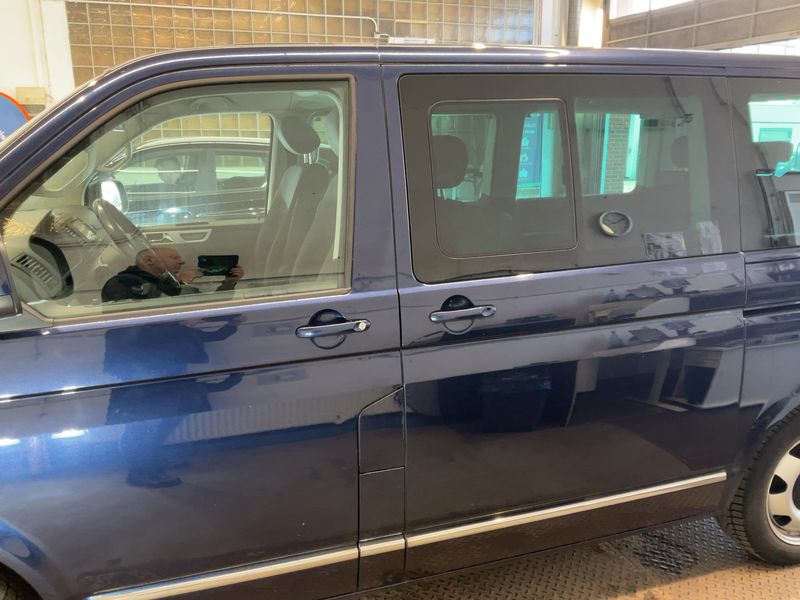 Volkswagen T5 Multivan 2.0 TDI Team 2010 – снимка 4