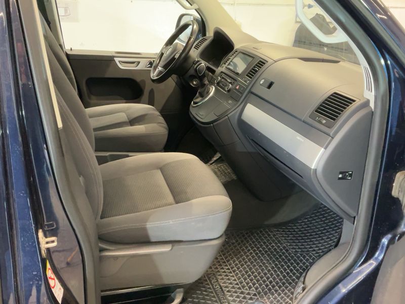 Volkswagen T5 Multivan 2.0 TDI Team 2010 – снимка 17