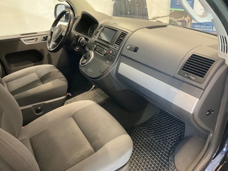 Volkswagen T5 Multivan 2.0 TDI Team 2010 – снимка 27