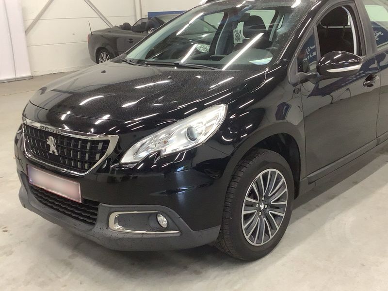 Peugeot 2008 1.2 PureTech Active 2017 – снимка 2
