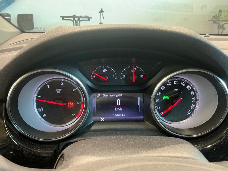Opel Astra 1.6 CDTI Innovation Start&Stop 2017 – снимка 19