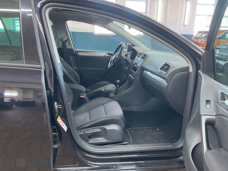 Volkswagen Golf VI 1.6 Trendline 2009 – снимка 3