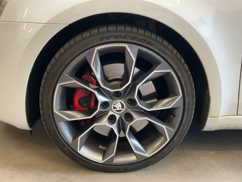 Skoda Octavia 2.0 TDI RS 2015 – снимка 3