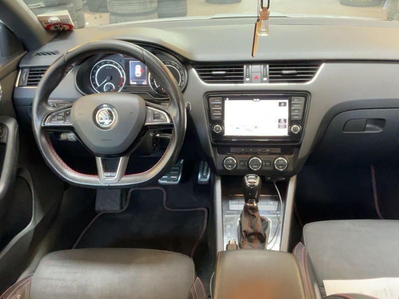 Skoda Octavia 2.0 TDI RS 2015 – снимка 18