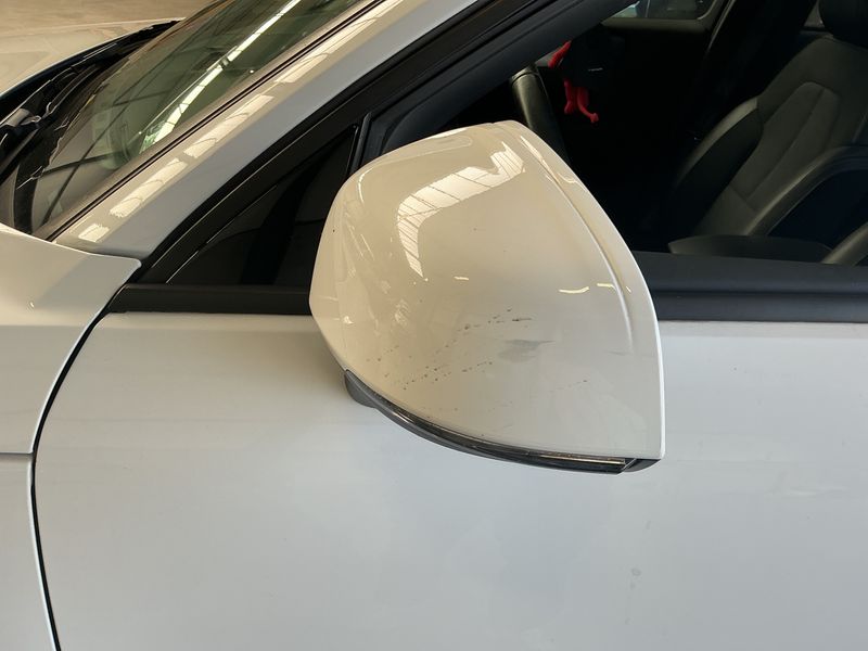 Volvo XC40 2.0 T4 Momentum Pro 2WD 2019 – снимка 24