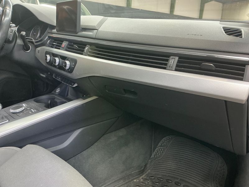 Audi A4 2.0 TDI ultra Sport 2016 – снимка 27