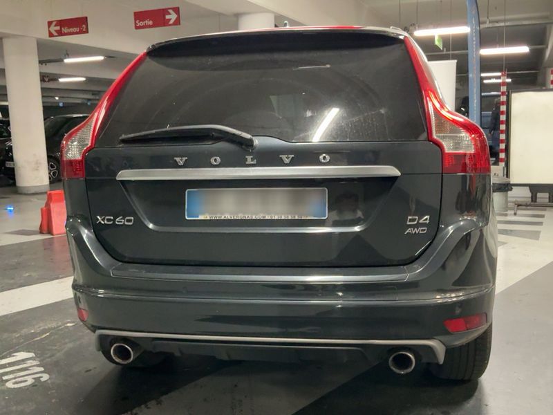 Volvo XC60 2.4 D4 R-Design AWD 2016 – снимка 7