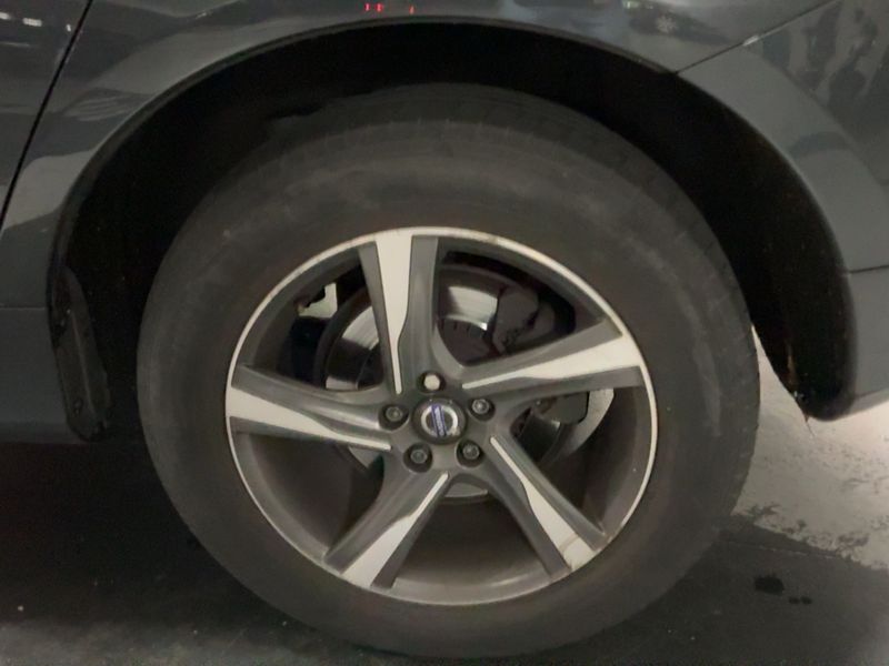 Volvo XC60 2.4 D4 R-Design AWD 2016 – снимка 5