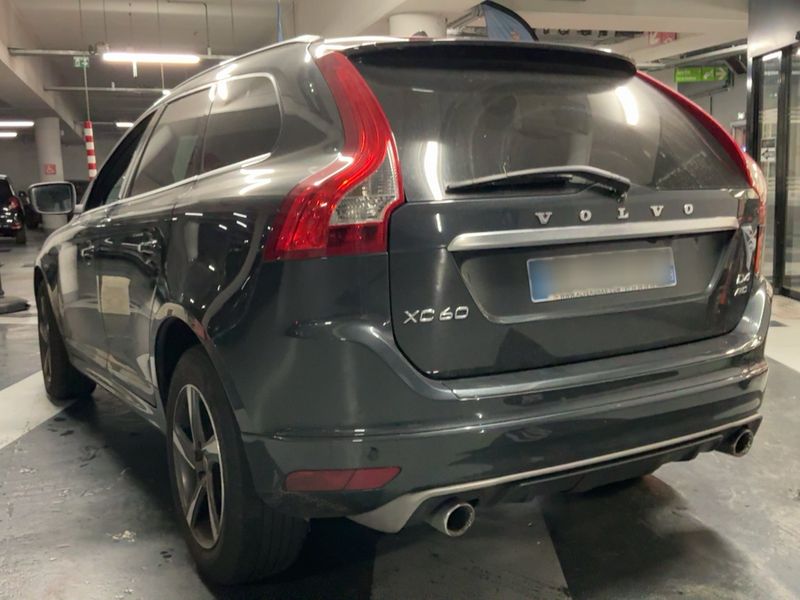 Volvo XC60 2.4 D4 R-Design AWD 2016 – снимка 6