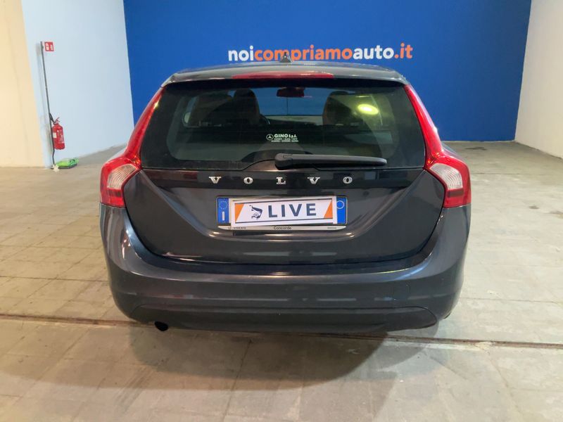 Volvo V60 2.0 D4 Momentum 2011 – снимка 7