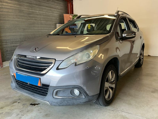 Peugeot 2008 1.2 PureTech Allure 2015 – снимка 1