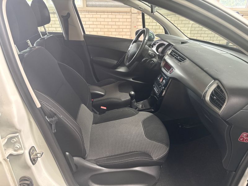Citroen C3 1.2 VTi Selection 2014 – снимка 3