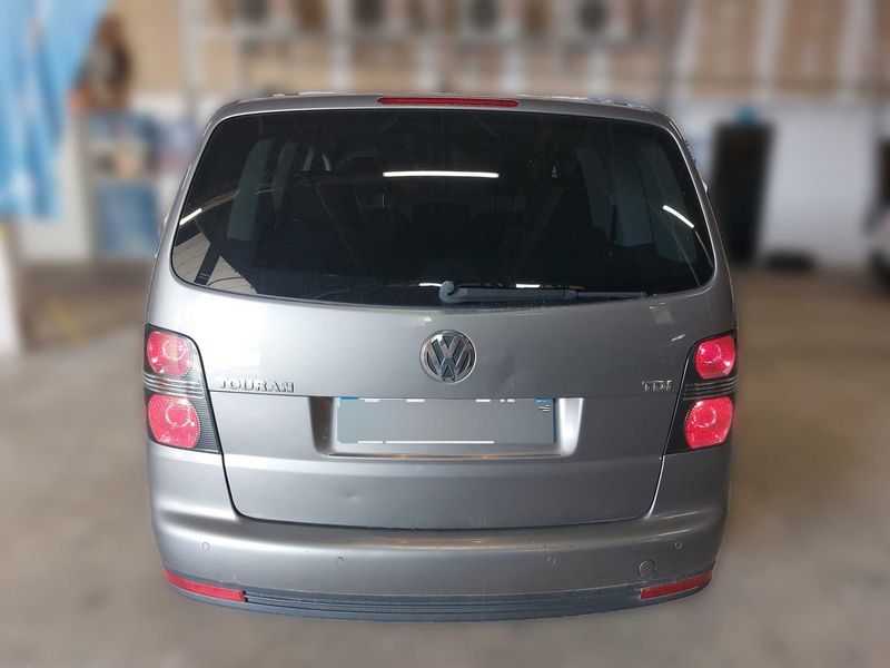 Volkswagen Touran 1.9 TDI Trendline 2009 – снимка 4