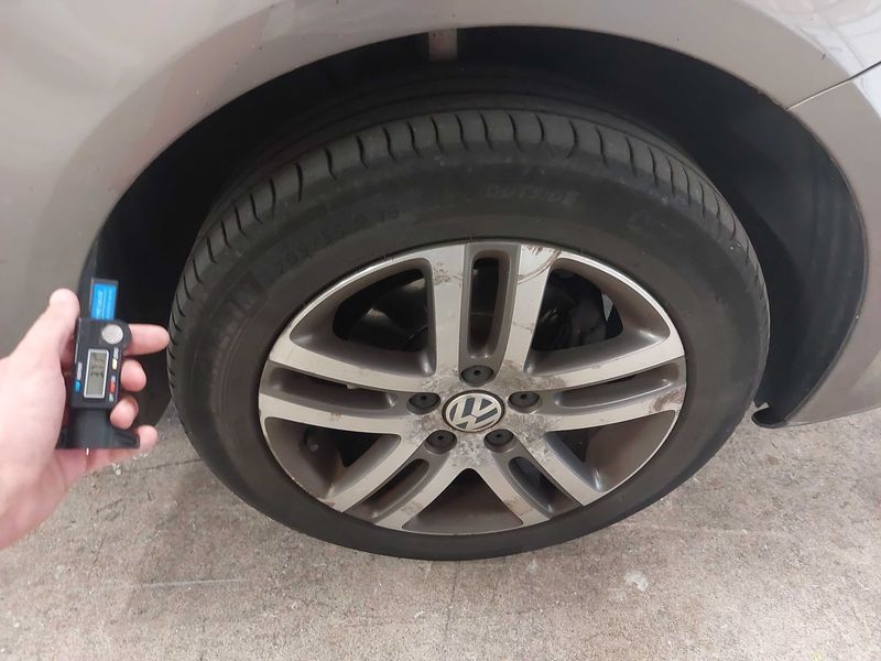 Volkswagen Touran 1.9 TDI Trendline 2009 – снимка 25