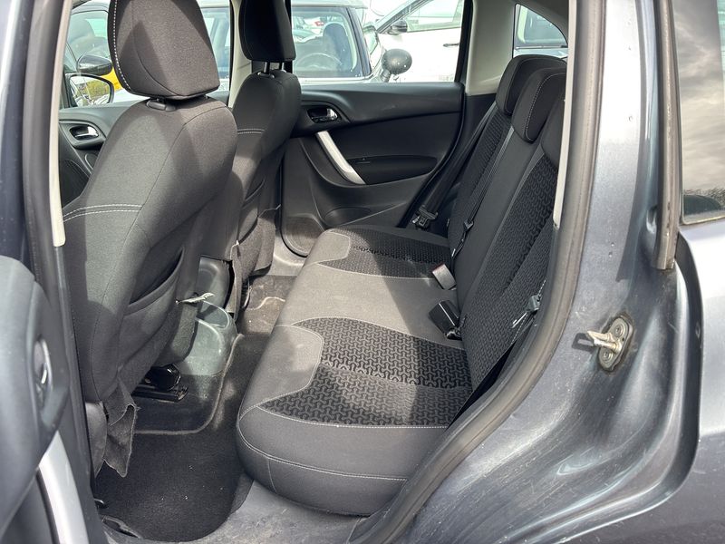 Citroen C3 1.4 HDi Tendance 2011 – снимка 13
