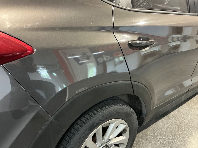 Hyundai Tucson 1.6 TGDI Go+ 2WD 2017 – снимка 22