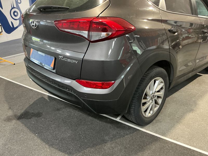 Hyundai Tucson 1.6 TGDI Go+ 2WD 2017 – снимка 35