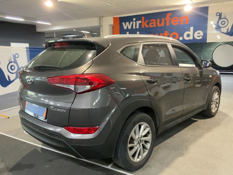 Hyundai Tucson 1.6 TGDI Go+ 2WD 2017 – снимка 8