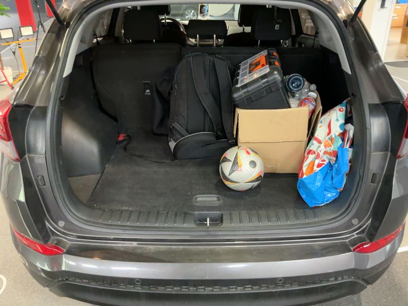 Hyundai Tucson 1.6 TGDI Go+ 2WD 2017 – снимка 16