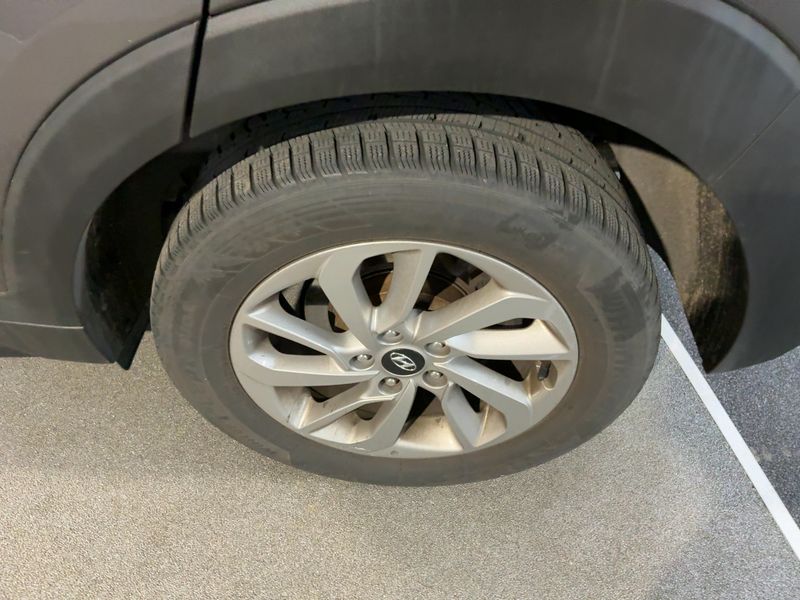 Hyundai Tucson 1.6 TGDI Go+ 2WD 2017 – снимка 5