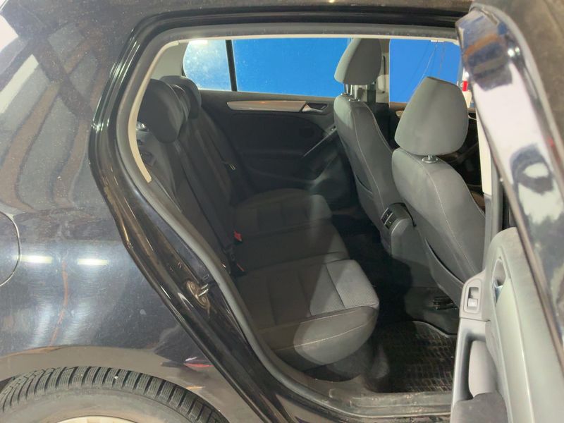 Volkswagen Golf VI 1.6 TDI Trendline 2011 – снимка 14