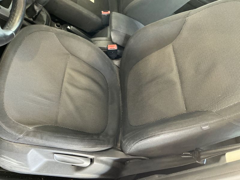 Skoda Yeti 2.0 TDI Ambition 2011 – снимка 34