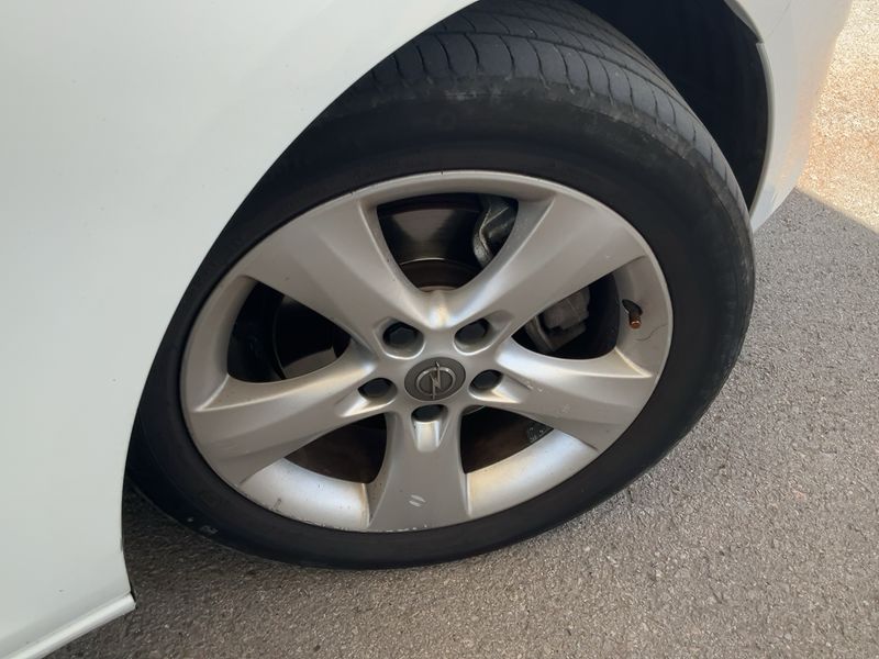 Opel Astra 1.7 CDTI Sport 2011 – снимка 20