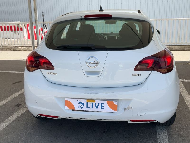 Opel Astra 1.7 CDTI Sport 2011 – снимка 5