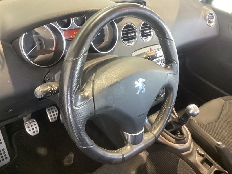 Peugeot 308 1.6 HDi Sportium 2010 – снимка 22