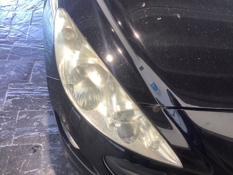 Peugeot 308 1.6 HDi Sportium 2010 – снимка 27