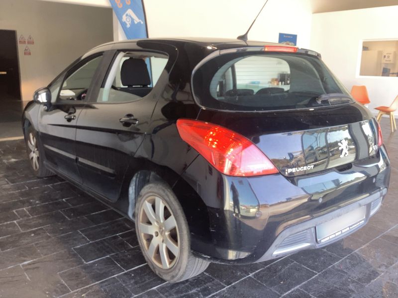 Peugeot 308 1.6 HDi Sportium 2010 – снимка 6