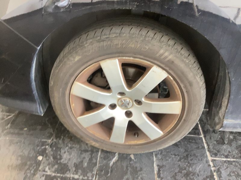 Peugeot 308 1.6 HDi Sportium 2010 – снимка 3