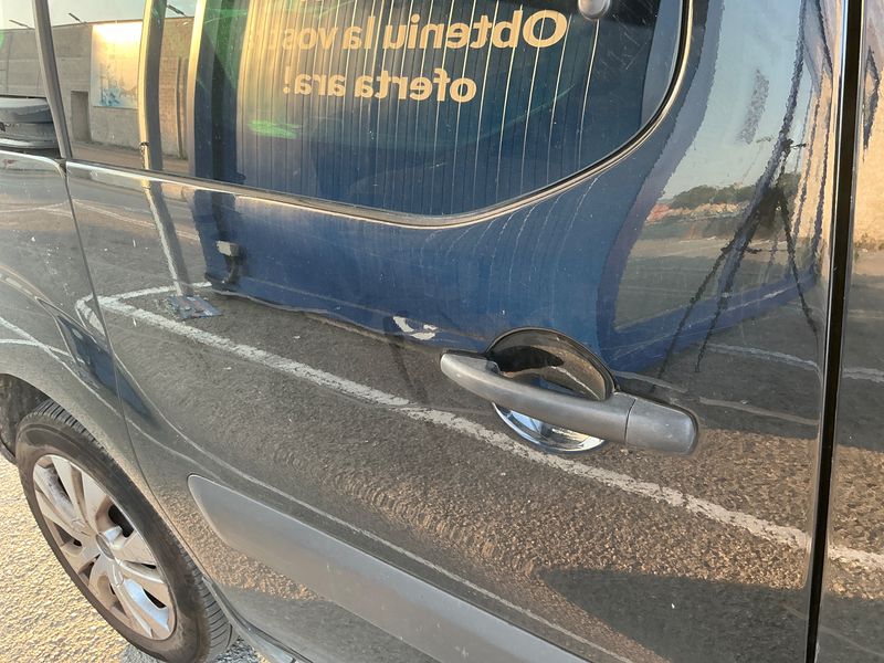 Citroen Berlingo 1.2 e-THP 20 Aniversario Edition 2017 – снимка 23