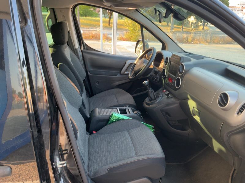 Citroen Berlingo 1.2 e-THP 20 Aniversario Edition 2017 – снимка 16
