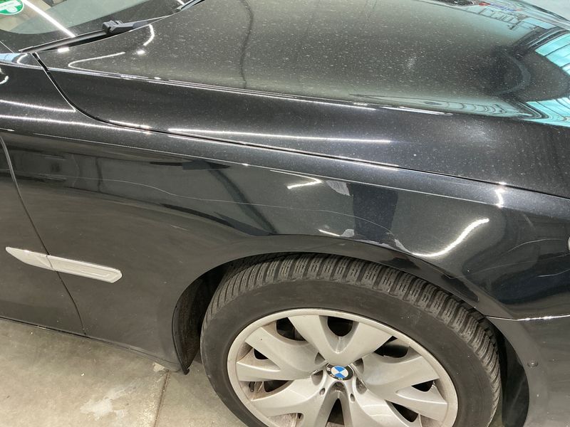 BMW 7er 740d xDrive 2012 – снимка 21