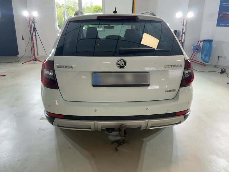 Skoda Octavia 2.0 TDI Scout 4x4 2017 – снимка 7