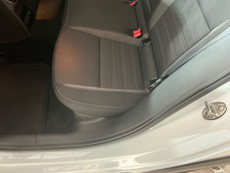 Skoda Octavia 2.0 TDI Scout 4x4 2017 – снимка 27