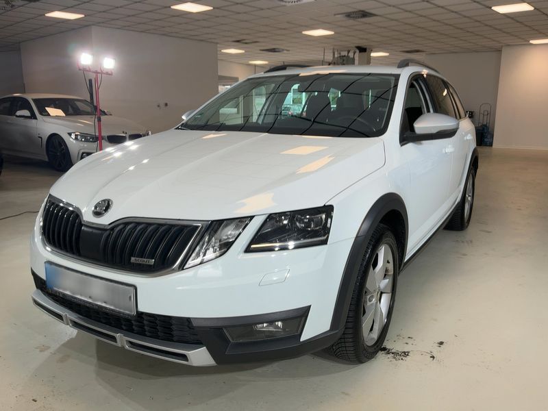 Skoda Octavia 2.0 TDI Scout 4x4 2017 – снимка 1