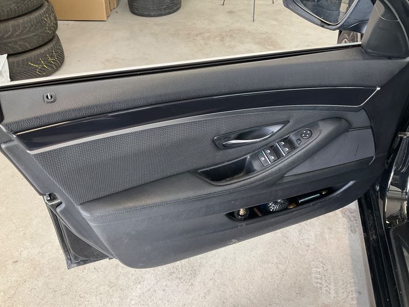 BMW 5er 520d 2015 – снимка 30