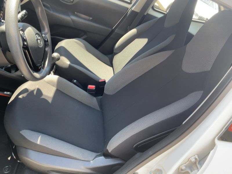 Toyota Aygo 1.0 VVT-i X 2019 – снимка 16