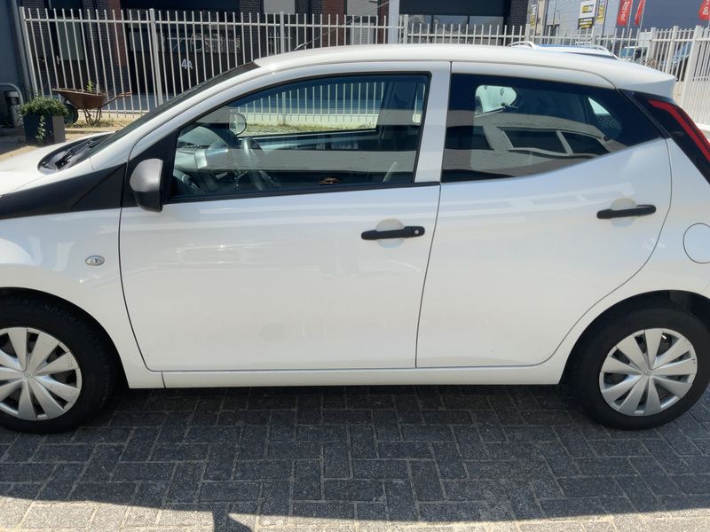 Toyota Aygo 1.0 VVT-i X 2019 – снимка 4