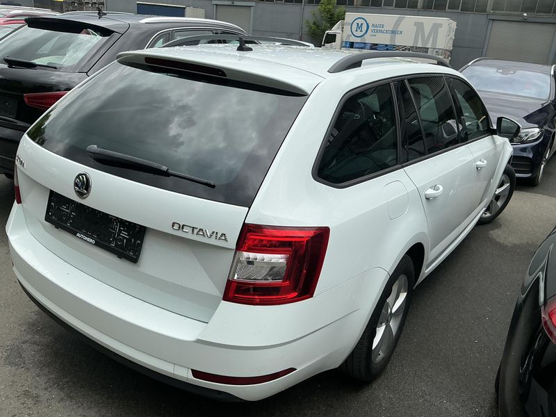 Skoda Octavia 1.6 TDI Style 2018 – снимка 8