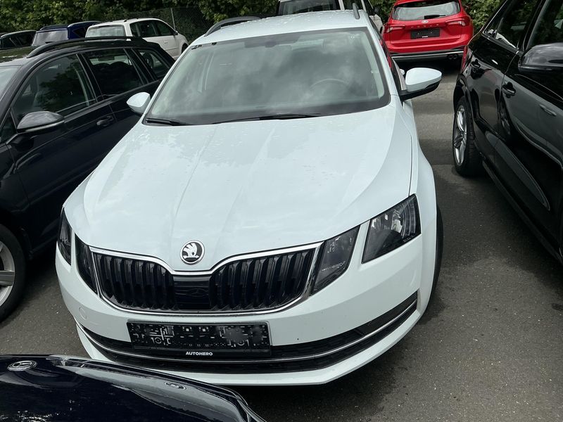 Skoda Octavia 1.6 TDI Style 2018 – снимка 14