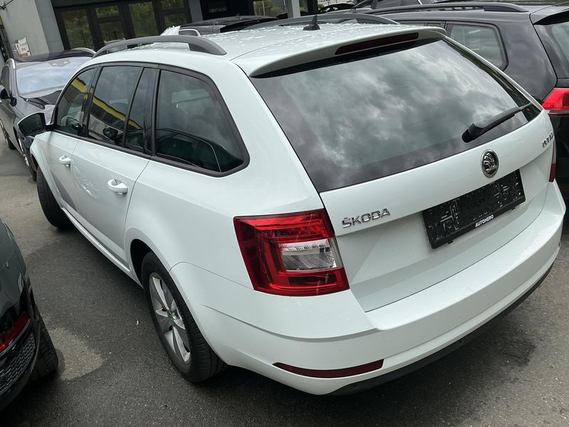 Skoda Octavia 1.6 TDI Style 2018 – снимка 6